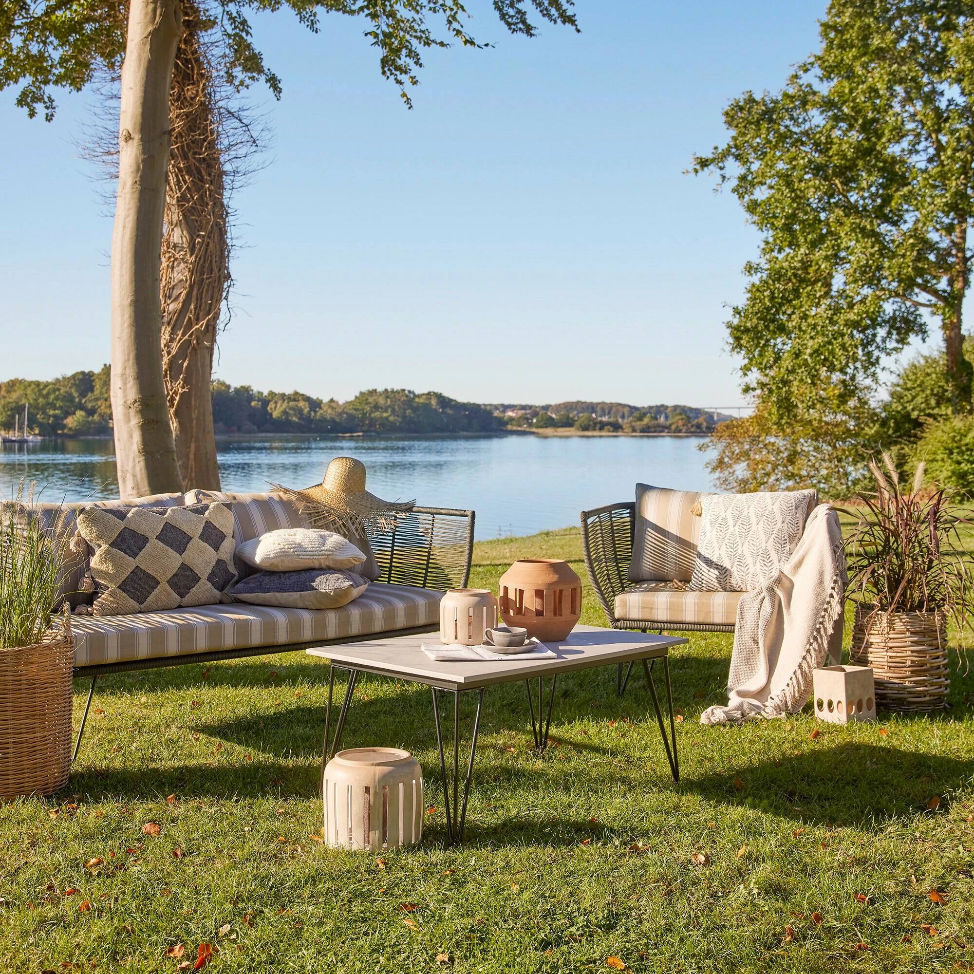 Bloomingville Mundo Lounge Gartensessel - Image 4